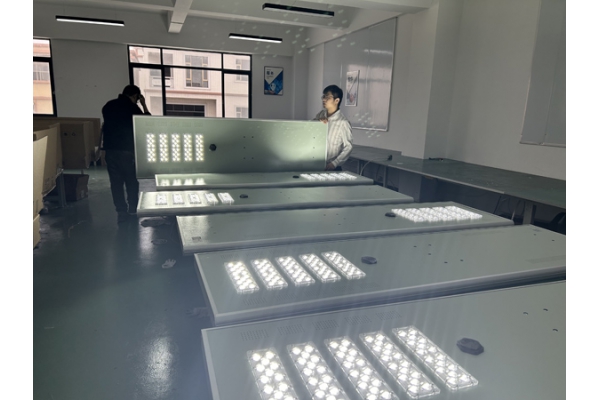 Aluminum model solar led street light