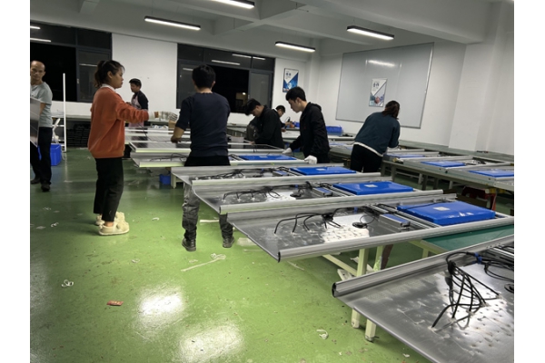 Aluminum model solar led street light